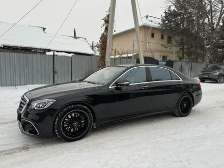 Mercedes-Benz S 500 2015 года за 31 000 000 тг. в Алматы – фото 32