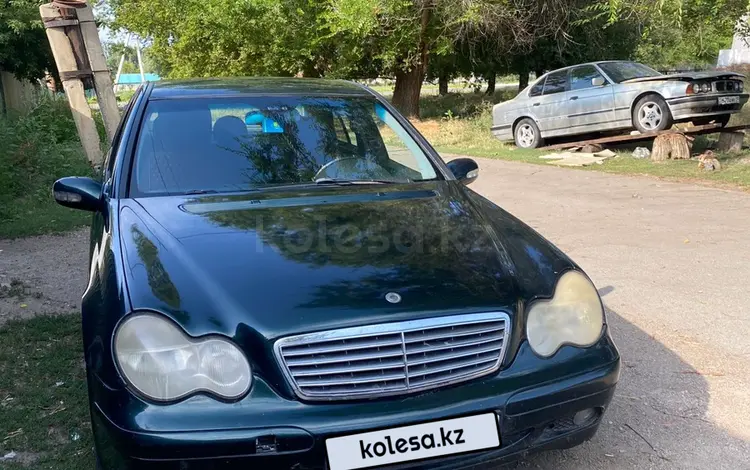 Mercedes-Benz C 180 2002 года за 2 600 000 тг. в Есик