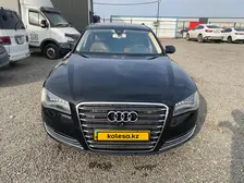 Audi A8, 2012