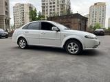 Chevrolet Lacetti 2023 года за 7 100 000 тг. в Алматы – фото 4