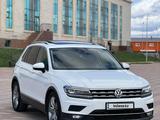 Volkswagen Tiguan 2017 года за 12 150 000 тг. в Астана – фото 2
