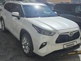 Toyota Highlander 2024 года за 26 777 000 тг. в Актау