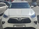 Toyota Highlander 2024 года за 26 777 000 тг. в Актау – фото 2