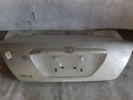 Крышка багажника в сборе Toyota Mark II JZX110 за 15 000 тг. в Караганда