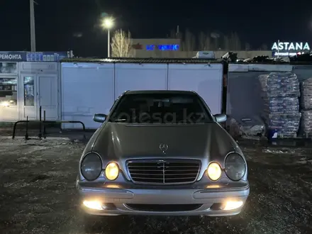 Mercedes-Benz E 320 2001 года за 5 100 000 тг. в Астана – фото 7