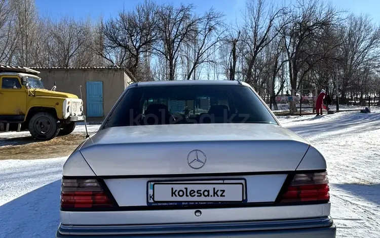 Mercedes-Benz E 320 1990 года за 3 000 000 тг. в Шолаккорган