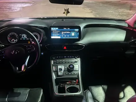 Hyundai Santa Fe 2023 года за 16 990 000 тг. в Актобе – фото 2