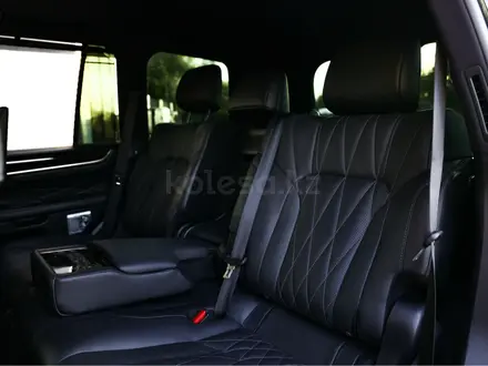 Lexus LX 570 2021 года за 63 500 000 тг. в Алматы – фото 20