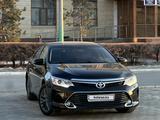 Toyota Camry 2016 года за 11 500 000 тг. в Аральск