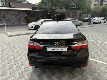 Toyota Camry 2016 года за 13 000 000 тг. в Алматы – фото 4