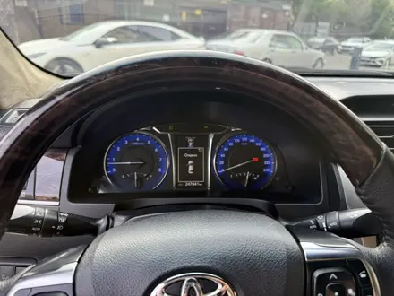 Toyota Camry 2016 года за 13 000 000 тг. в Алматы – фото 10