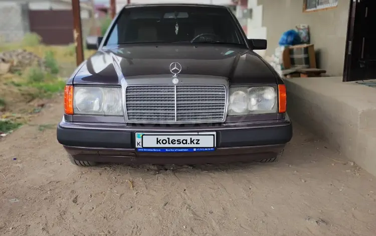 Mercedes-Benz E 200 1993 года за 2 700 000 тг. в Алматы