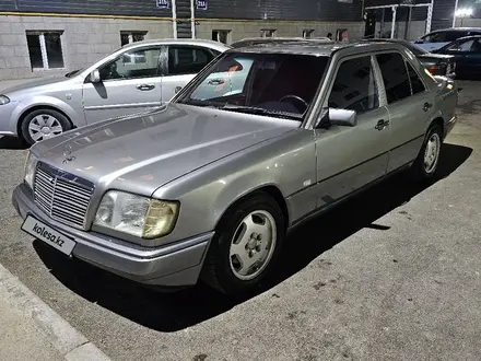 Mercedes-Benz E 280 1994 года за 2 400 000 тг. в Шымкент – фото 6