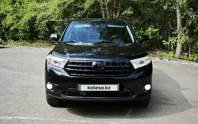 Toyota Highlander 2012 года за 15 000 000 тг. в Усть-Каменогорск