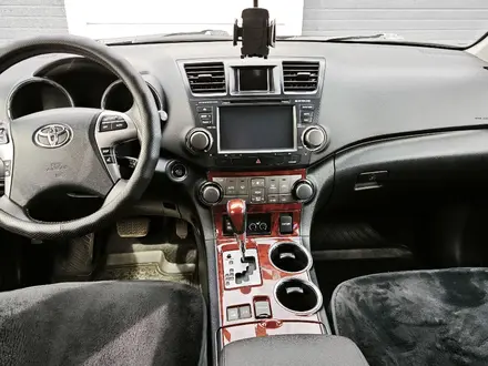 Toyota Highlander 2012 года за 15 000 000 тг. в Усть-Каменогорск – фото 6