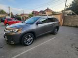 Toyota Highlander 2019 годаүшін15 000 000 тг. в Алматы – фото 2