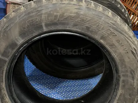 Bridgestone Blizzak DM-V1 275/60/R20 за 120 000 тг. в Астана – фото 2