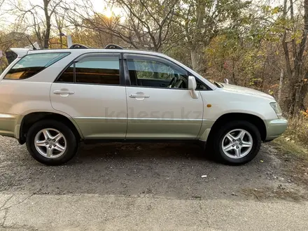 Toyota Harrier 1999 года за 4 500 000 тг. в Алматы – фото 9