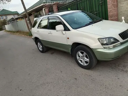 Toyota Harrier 1999 года за 4 500 000 тг. в Алматы