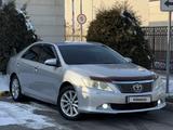 Toyota Camry 2012 годаүшін10 200 000 тг. в Алматы – фото 2