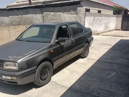 Volkswagen Vento 1993 года за 650 000 тг. в Шымкент