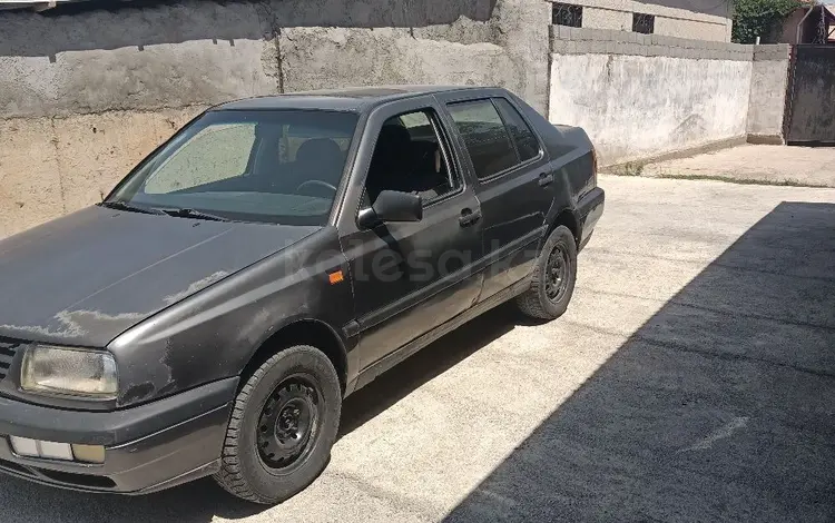 Volkswagen Vento 1993 года за 650 000 тг. в Шымкент