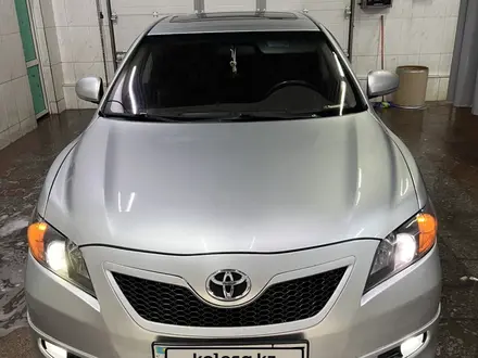 Toyota Camry 2007 года за 6 700 000 тг. в Алматы – фото 2