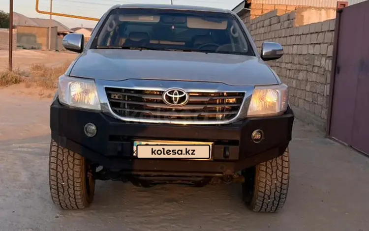 Toyota Hilux 2013 годаfor10 500 000 тг. в Жанаозен