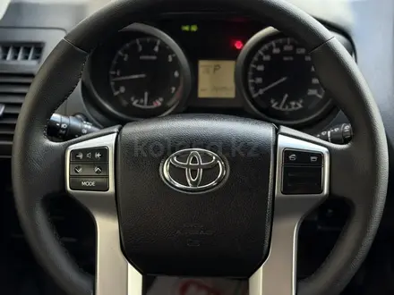 Toyota Land Cruiser Prado 2016 года за 13 900 000 тг. в Алматы – фото 15