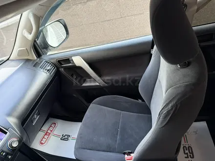 Toyota Land Cruiser Prado 2016 года за 13 900 000 тг. в Алматы – фото 18