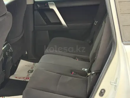 Toyota Land Cruiser Prado 2016 года за 13 900 000 тг. в Алматы – фото 20