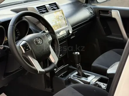 Toyota Land Cruiser Prado 2016 года за 13 900 000 тг. в Алматы – фото 21