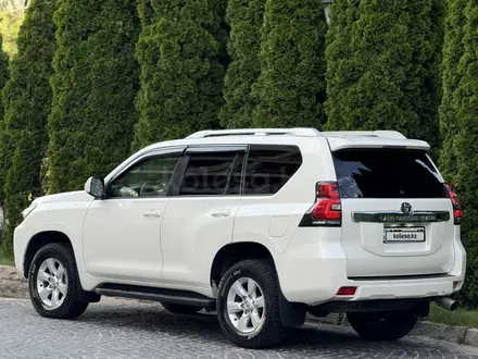 Toyota Land Cruiser Prado 2016 года за 13 900 000 тг. в Алматы – фото 6