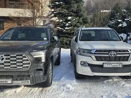 Toyota Land Cruiser 2021 года за 42 000 000 тг. в Алматы