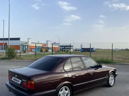 BMW 520 1995 года за 3 500 000 тг. в Туркестан – фото 15