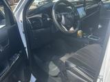 Toyota Hilux 2024 года за 23 000 000 тг. в Атырау – фото 4