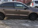 Volkswagen Polo 2015 года за 6 000 000 тг. в Кокшетау – фото 2