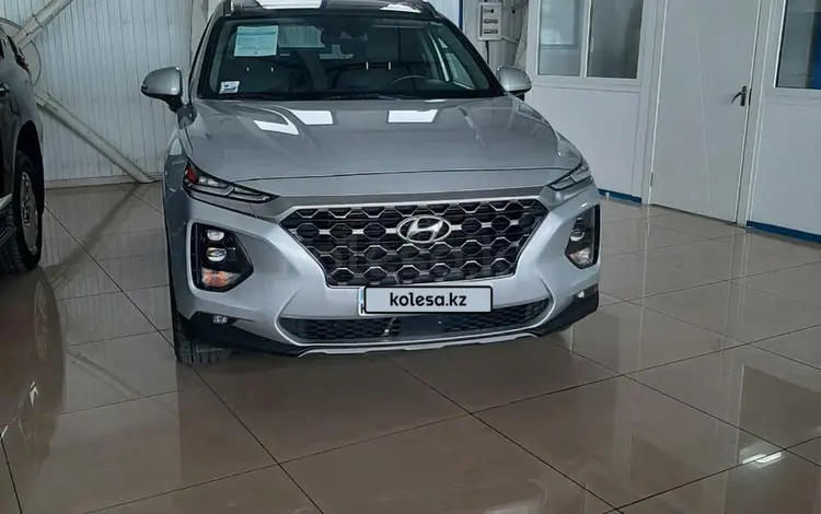 Hyundai Santa Fe 2019 годаүшін13 500 000 тг. в Астана