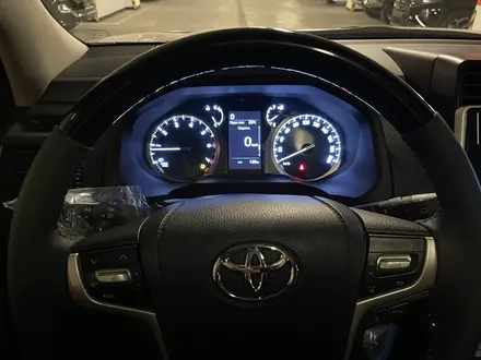 Toyota Land Cruiser Prado Prestige 4.0 2022 года за 45 800 000 тг. в Алматы – фото 22