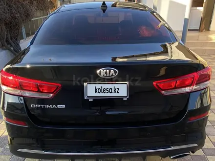 Kia Optima 2019 года за 8 000 000 тг. в Уральск – фото 2