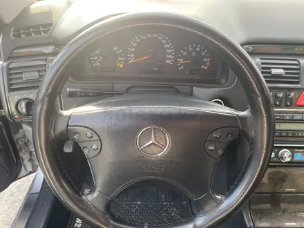 Mercedes-Benz E 430 1999 года за 4 500 000 тг. в Шымкент – фото 9