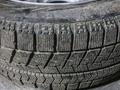 Зимние покрышки Bridgestone с заводскими дисками от Mercedes w140 за 200 000 тг. в Сарыагаш – фото 3