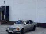 Mercedes-Benz E 200 1993 годаүшін950 000 тг. в Караганда