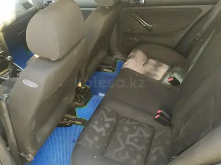 Volkswagen Golf 1997 года за 1 300 000 тг. в Астана – фото 3