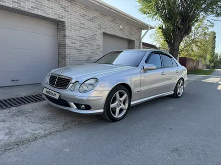 Mercedes-Benz E 320 2005 года за 6 800 000 тг. в Шымкент – фото 2
