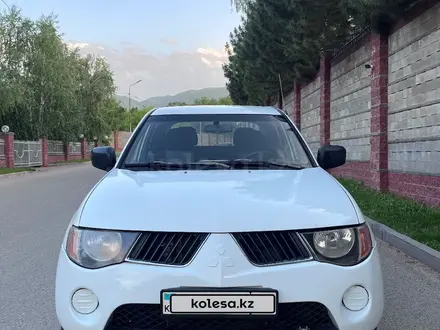 Mitsubishi L200 2008 года за 5 400 000 тг. в Алматы