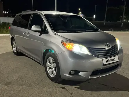 Toyota Sienna 2012 года за 11 000 000 тг. в Актобе – фото 11