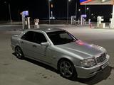 Mercedes-Benz C 320 1998 года за 4 100 000 тг. в Актау – фото 2