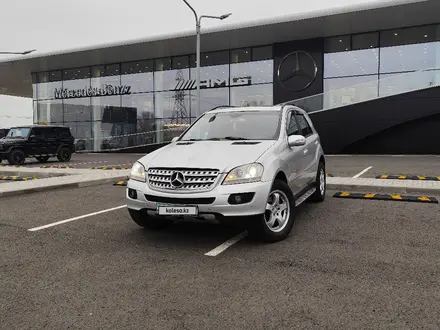 Mercedes-Benz ML 350 2005 года за 4 950 000 тг. в Алматы – фото 2