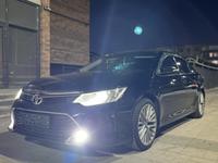 Toyota Camry 2016 года за 11 800 000 тг. в Актобе